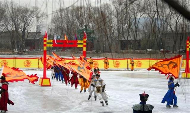 溜冰鞋的花样滑法初级,花样滑冰清朝