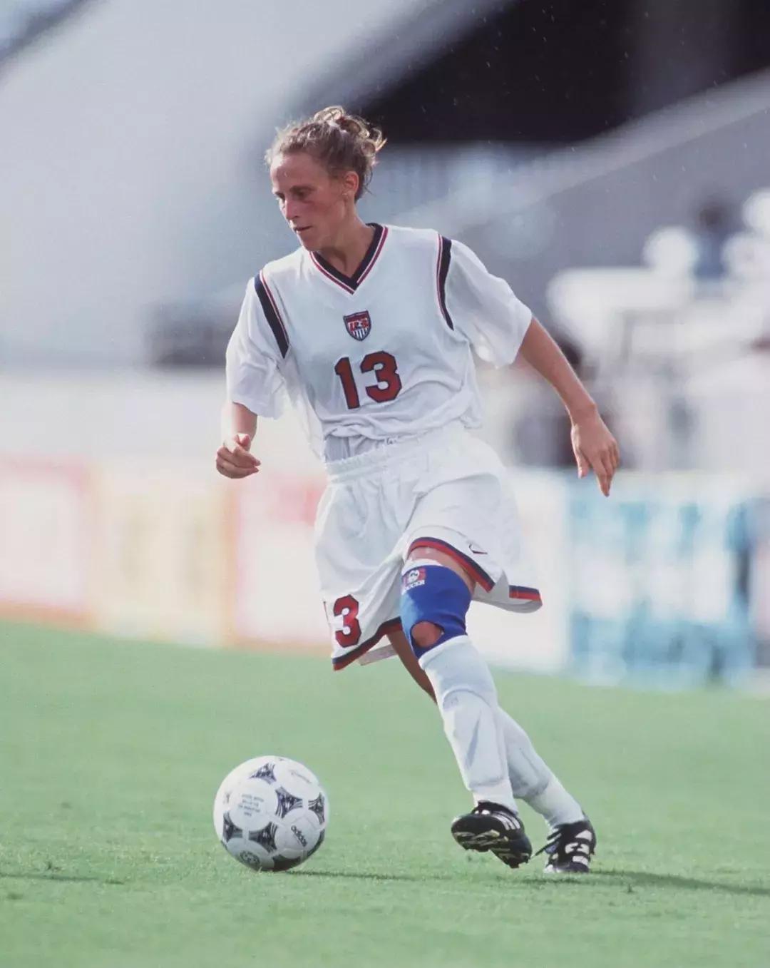 美国女足队长对特朗普的评价,他是最硬核的女足球星