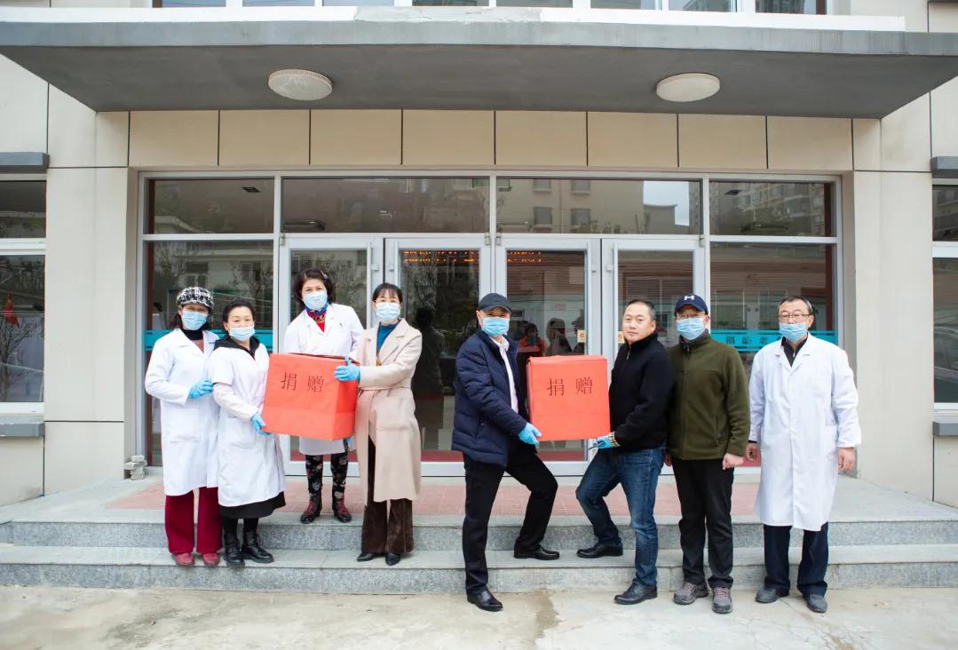 爱心礼物送老人,爱心馄饨送老人