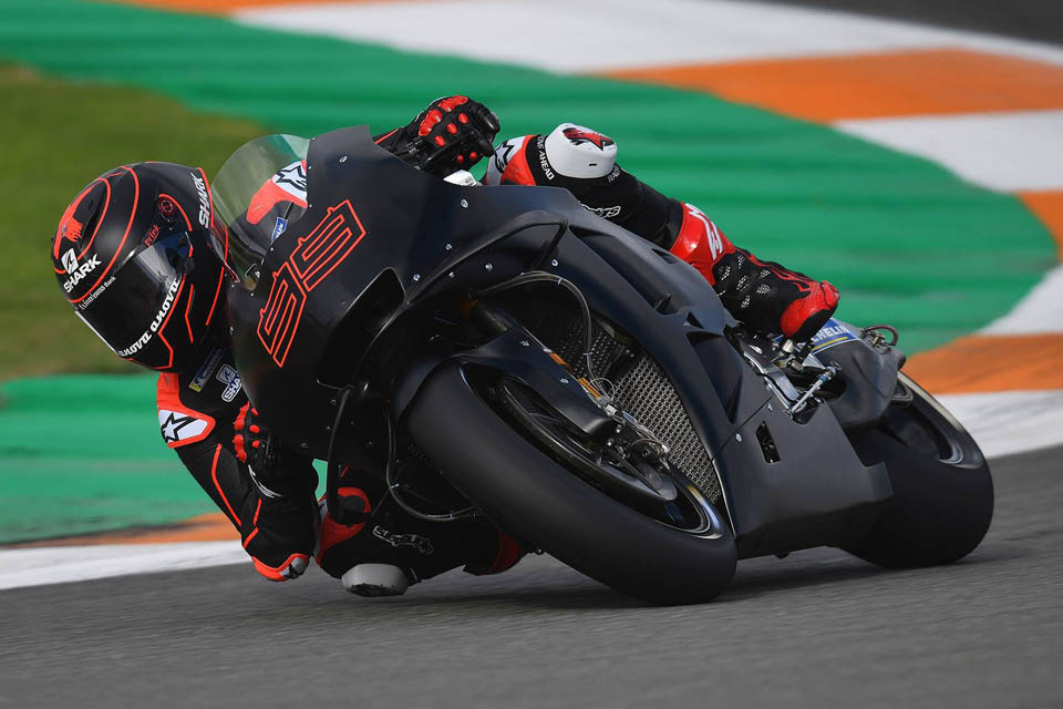 洛伦佐2019本田,2022本田rc213v战车静态欣赏