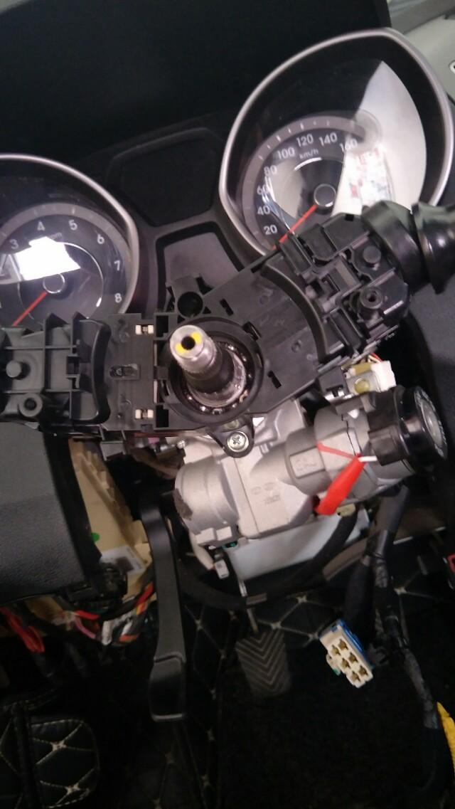 朗动方向盘卡滞解决方法,北京现代朗动方向盘卡滞