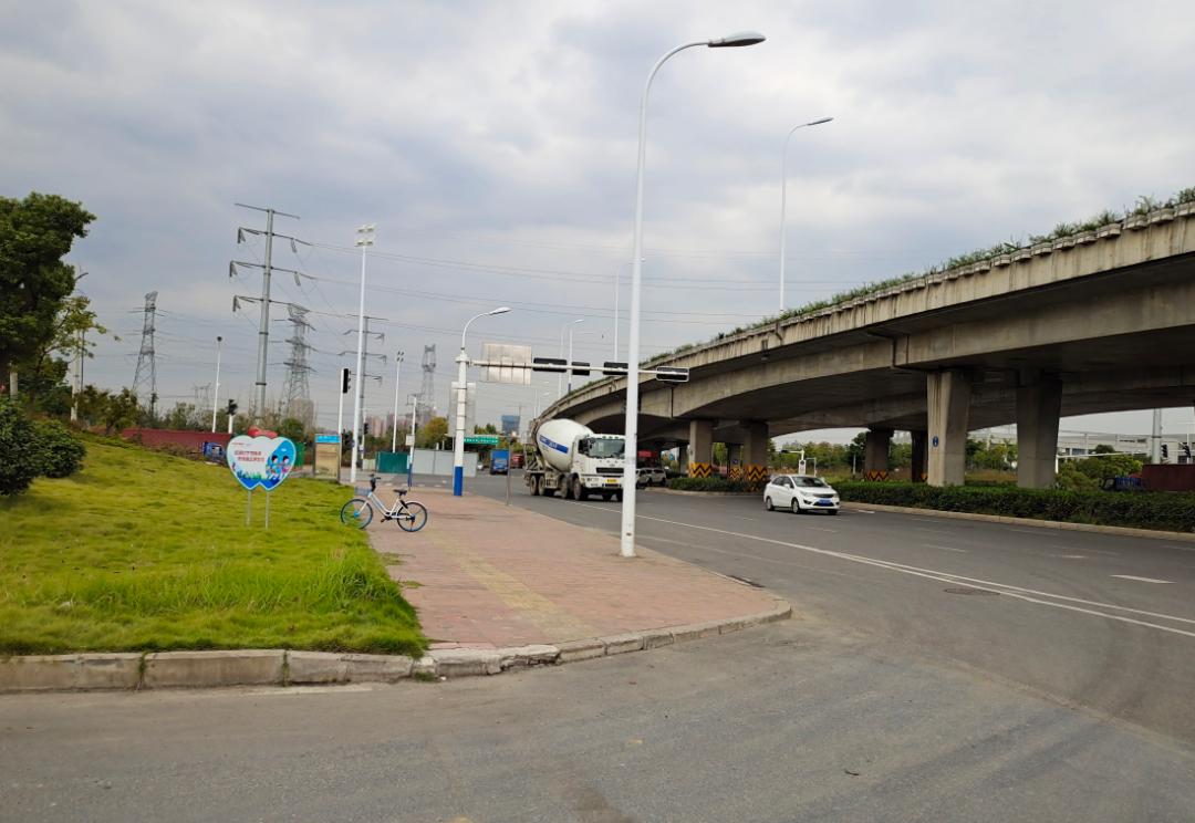 无货可拉，在原地“趴窝”5天是什么感受？