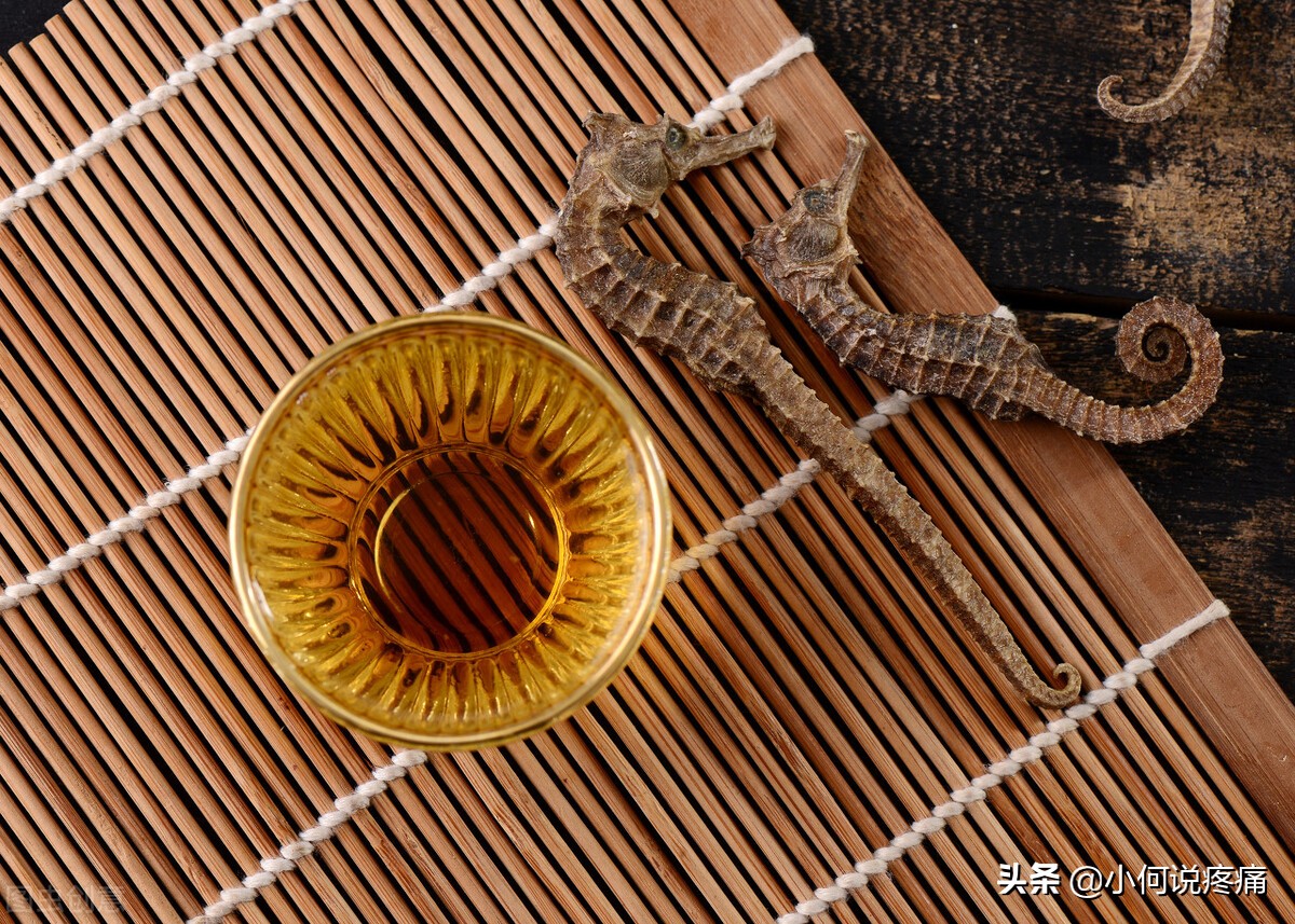 用白酒泡药酒喝到底有什么好处,喝白酒泡的药酒的好处和功效