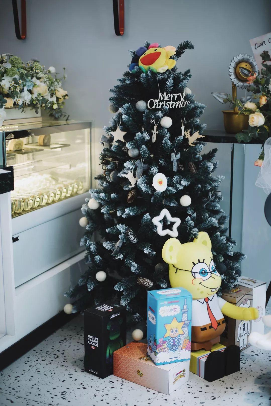 岭南天地的「不务正业」咖啡店，专出“渣男渣女”