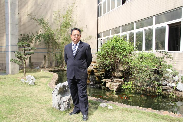 校长对全体师生提出新学期的希望,十位校长新年愿望