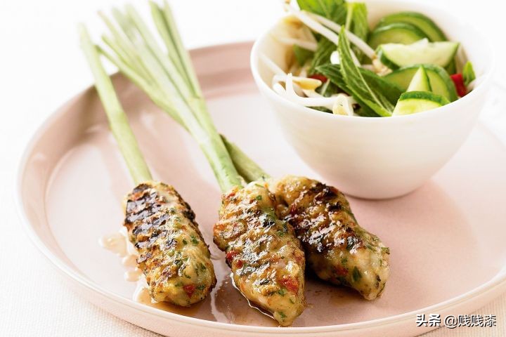 西餐常用的香料百里香是什么味道,西餐中经常用到的香草如何搭配