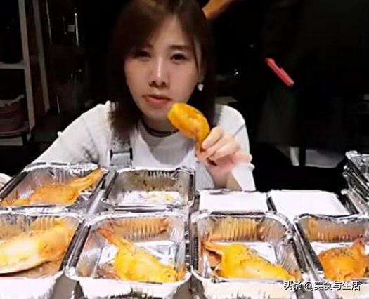 挑战鸡翅包饭完整视频,挑战吃100个鸡翅包饭
