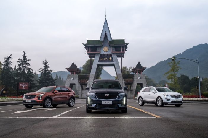 凯迪拉克纯电suv试驾视频,豪华suv就这么选