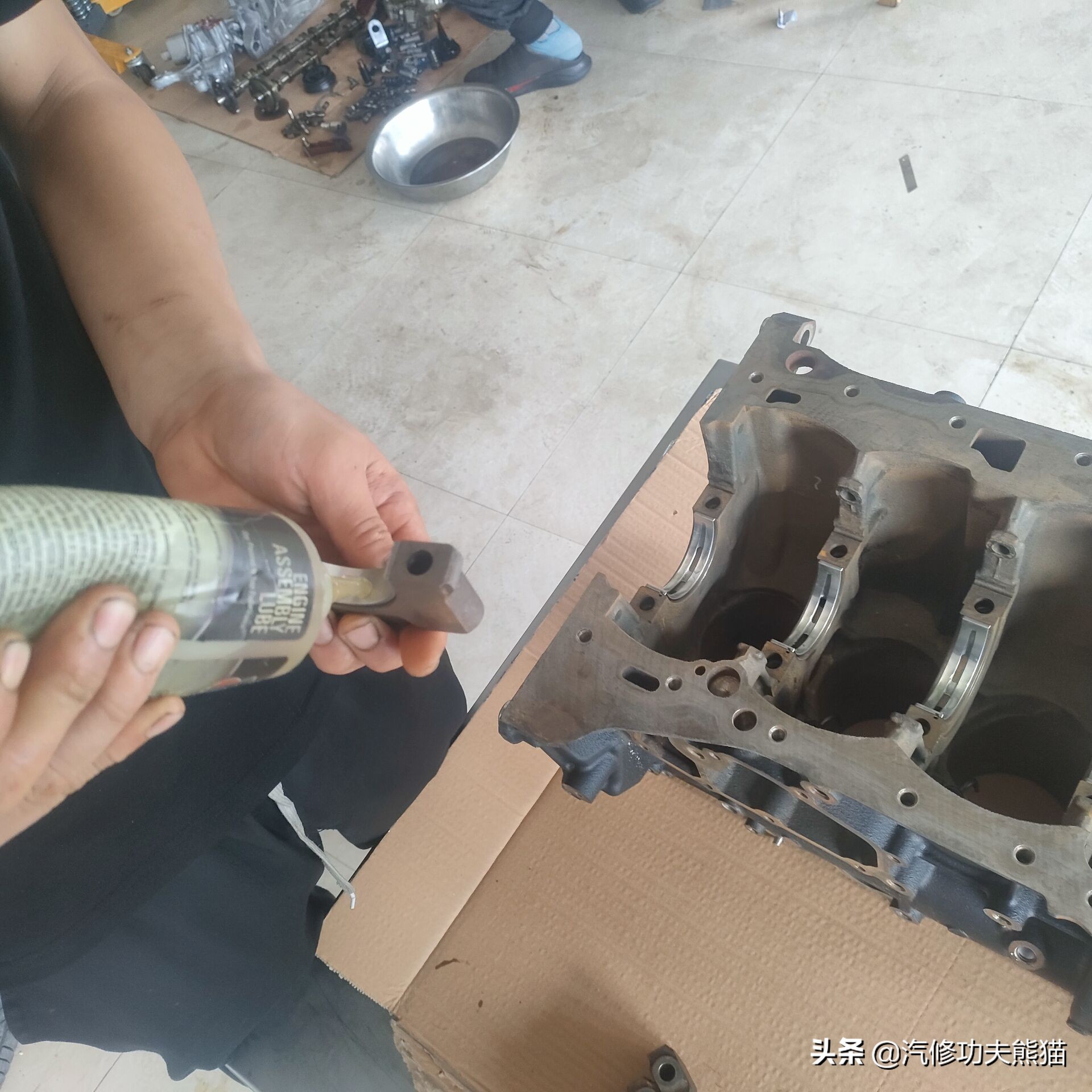 奥迪a4l治理烧机油,a4l奥迪烧机油怎样查