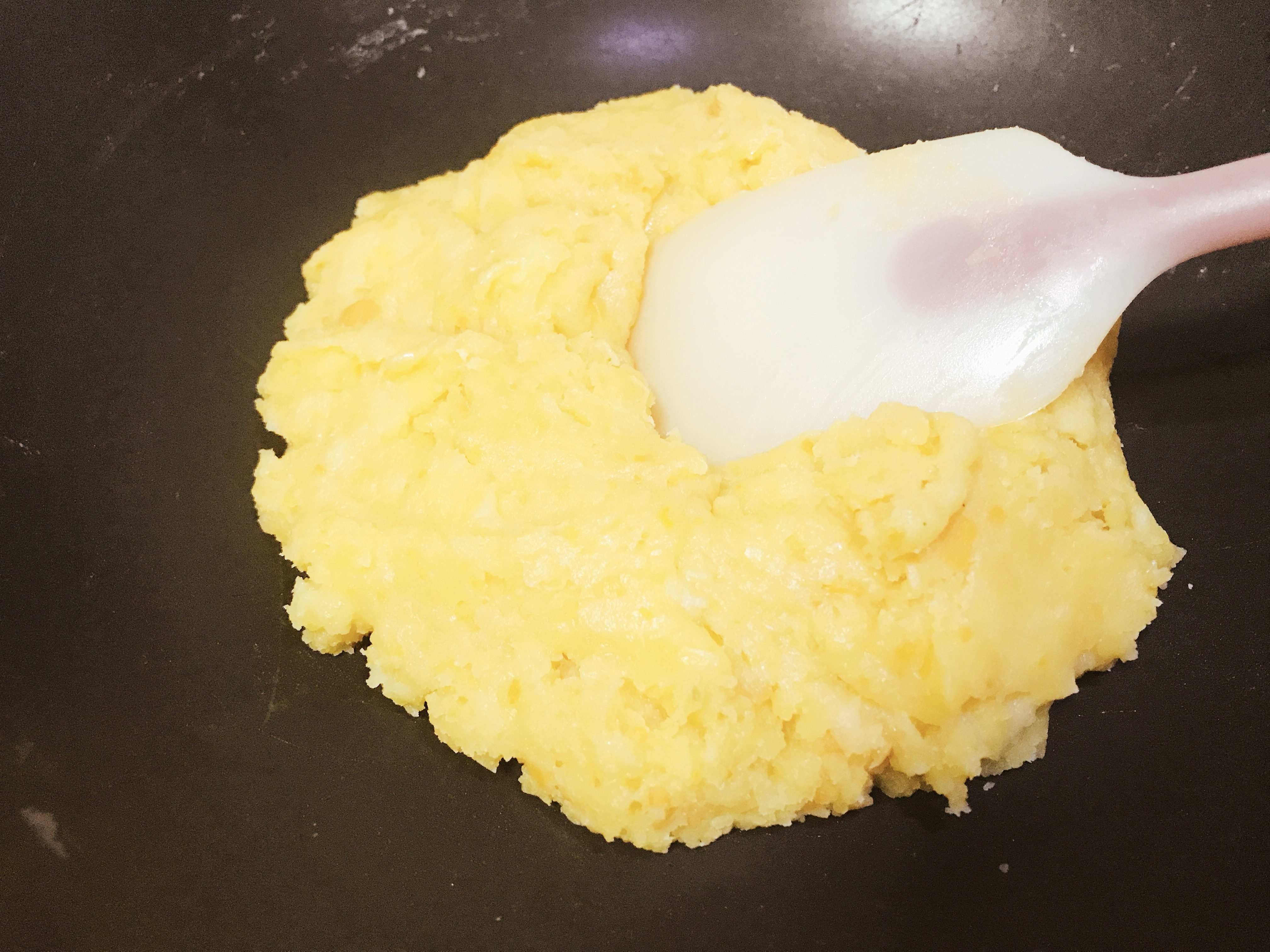 香港美心流心奶黄月饼,哪种流心奶黄月饼最好吃