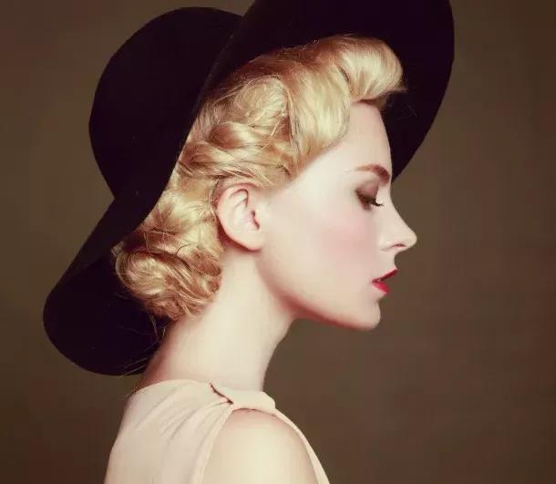 向美而生时尚发布会,台森家具bv系列