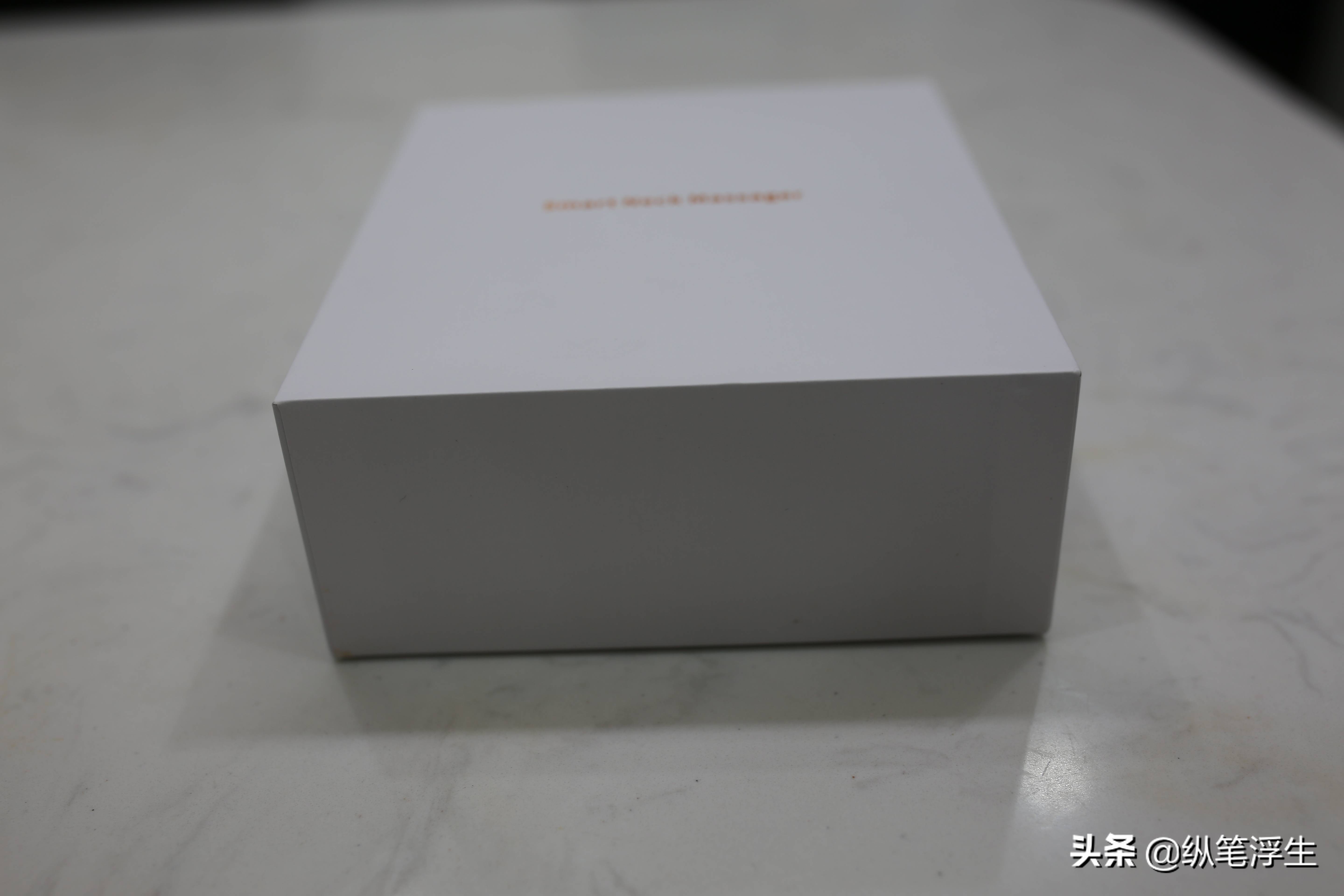 电脉冲、热敷按摩*管双**齐下：人与物AM2011颈椎按摩器测评