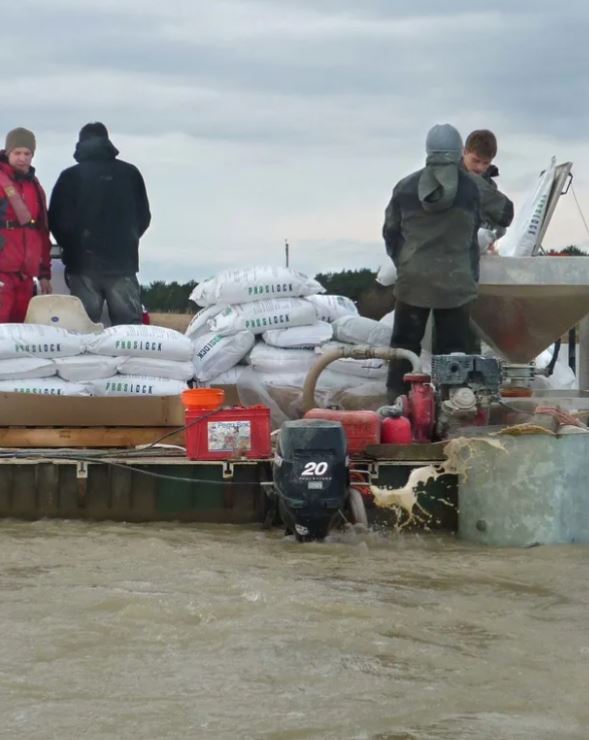 磷控制对减轻富营养化至关重要,Phoslock锁磷剂大显神通