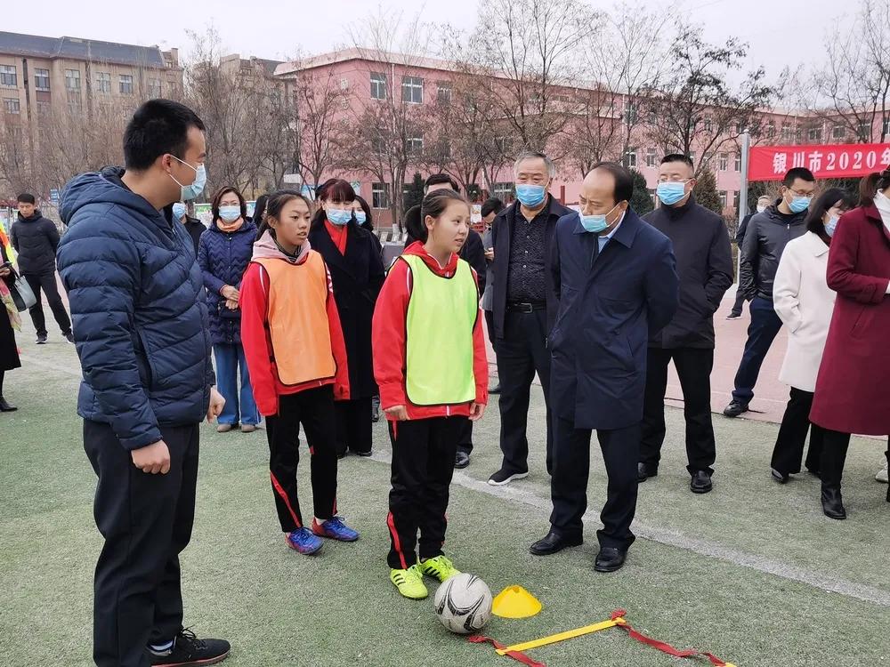 找差距补短板转作风促提升发言稿,找差距谋思路抓落实大讨论