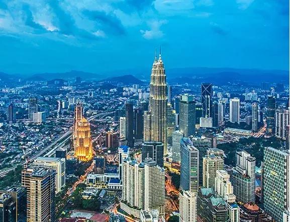 12月成都出发白菜价机票大全,4月机票低至99元