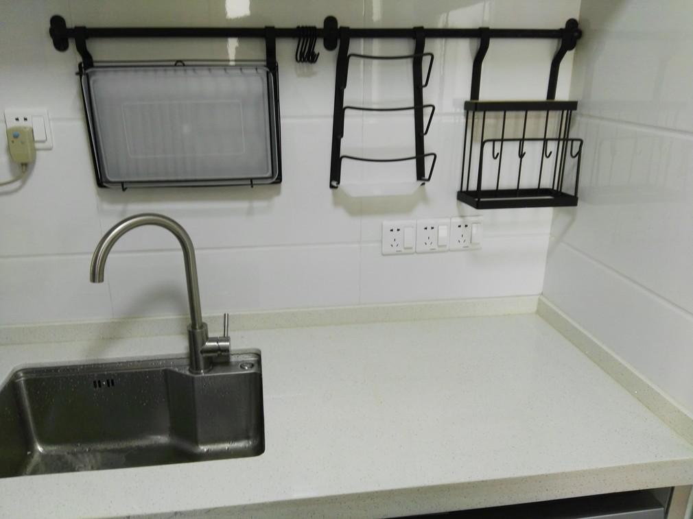 橱柜石英石台面有好坏吗,厨房台面石英石质量怎么鉴别