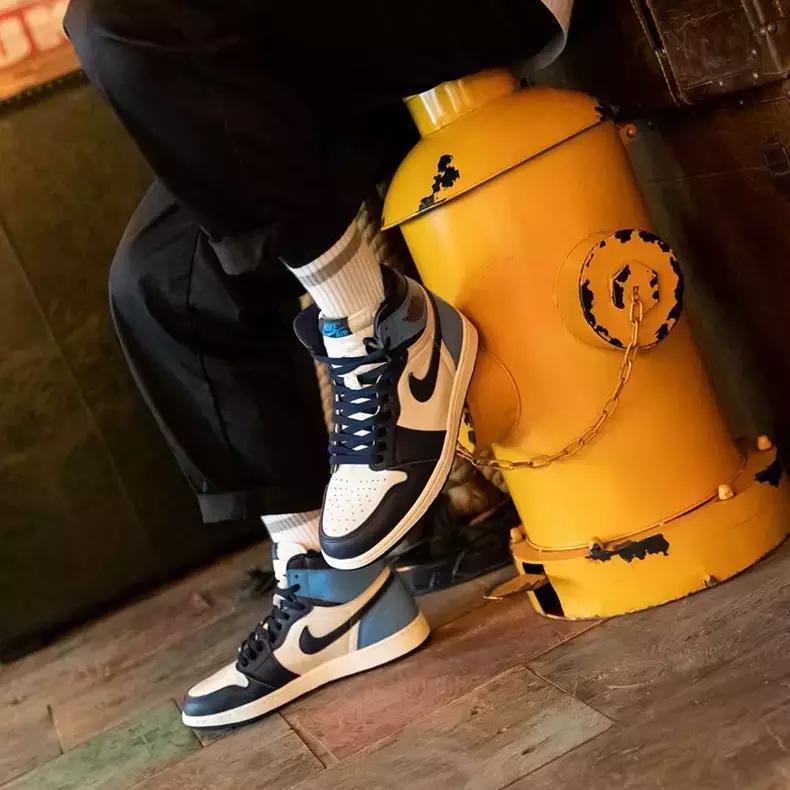 市价5K的AJ1黑曜石，旗舰店抢先发售