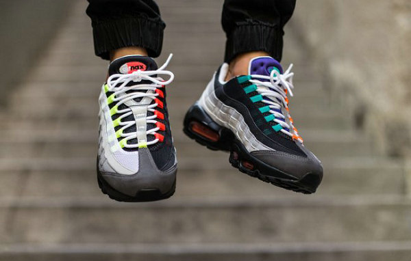 撞鞋不存在的！当代酷guy就要穿出不一样，几双吸睛鸳鸯鞋你收下