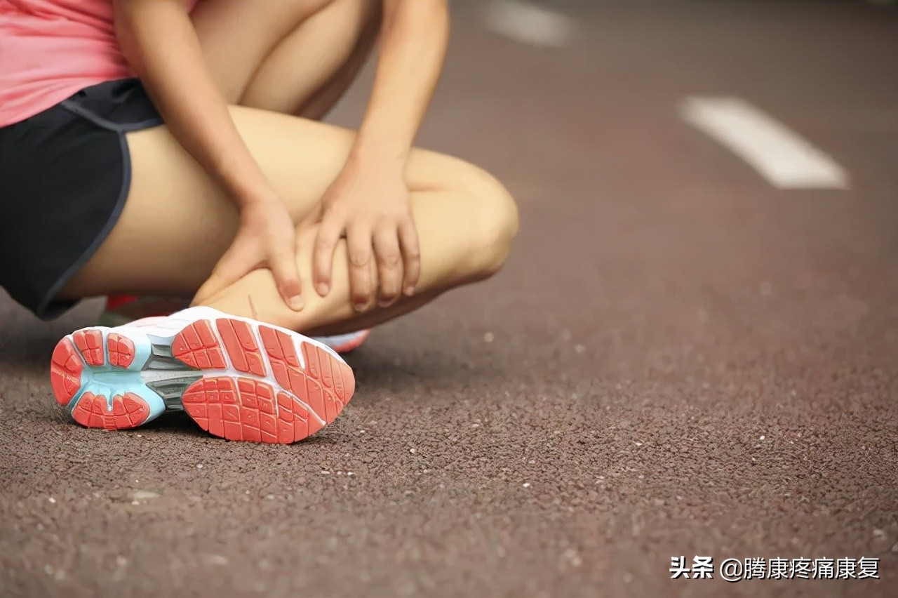 小腿疼痛的原因和治疗原则,小腿窝疼痛是什么原因造成的