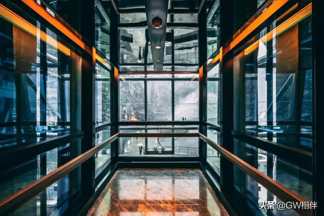 上海世茂深坑酒店建造过程,上海深坑酒店世界建筑奇迹