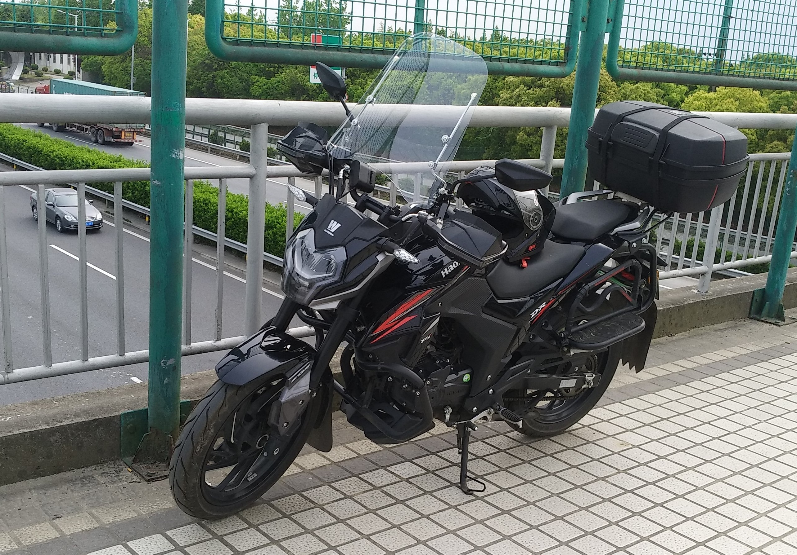 豪爵dr160百公里油耗多少,豪爵dr160街车多少钱一公里