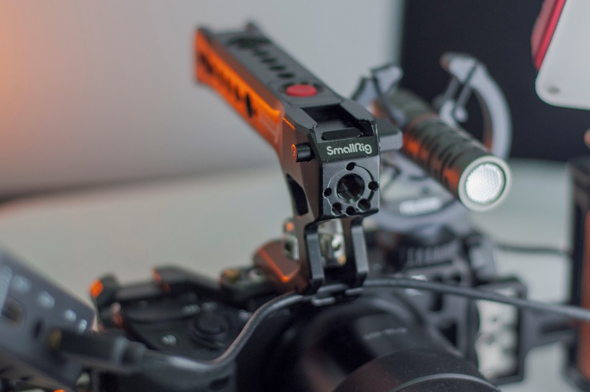 聊聊近两个月里我给新买的索尼6400搭配的那些配件