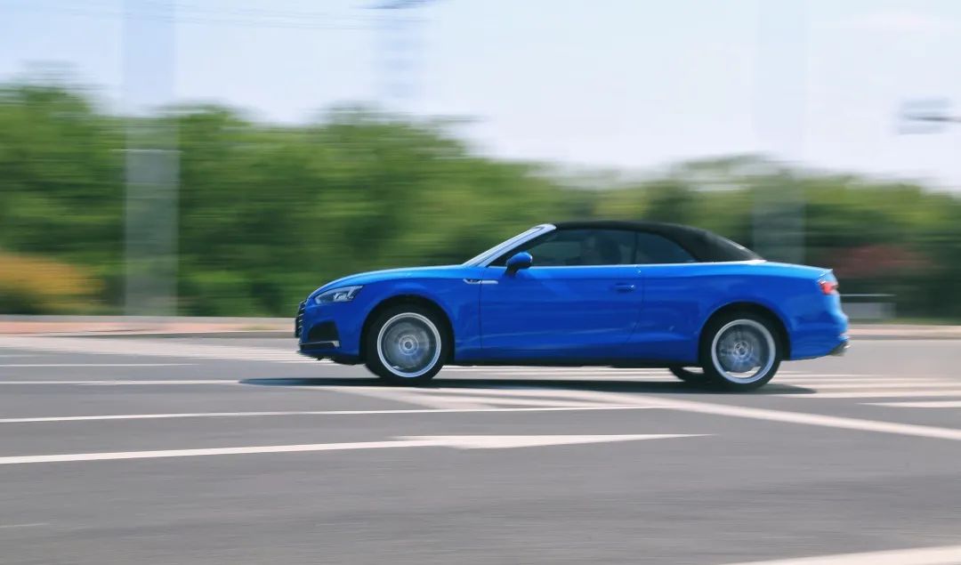 奥迪a540quattro,奥迪a52010款