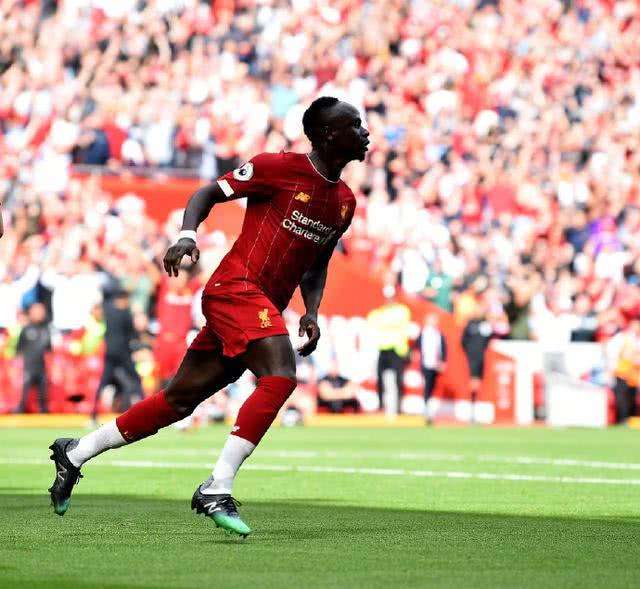 铁血红军闪电进球,铁血红安三箭齐发