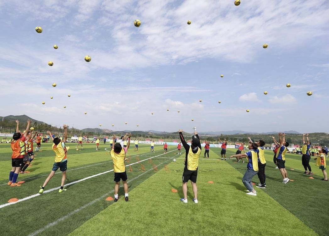 中国踢足球最有名的前10名小学,28所学校