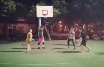 楣挎櫁鏇艰仈瑙ｈ姣旇禌,楣挎櫁瀵硅嫳瓒呯殑璇勪环