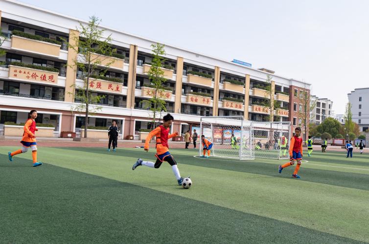 淮滨足球比赛小学生,淮滨县实验学校足球比赛