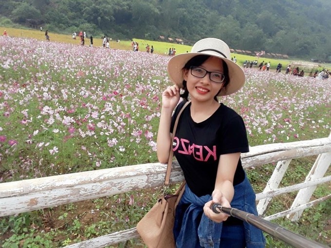 越南小妹独自野外深山探险,越南旅游奇遇记