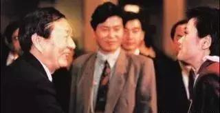 *镕基朱**的传奇身世