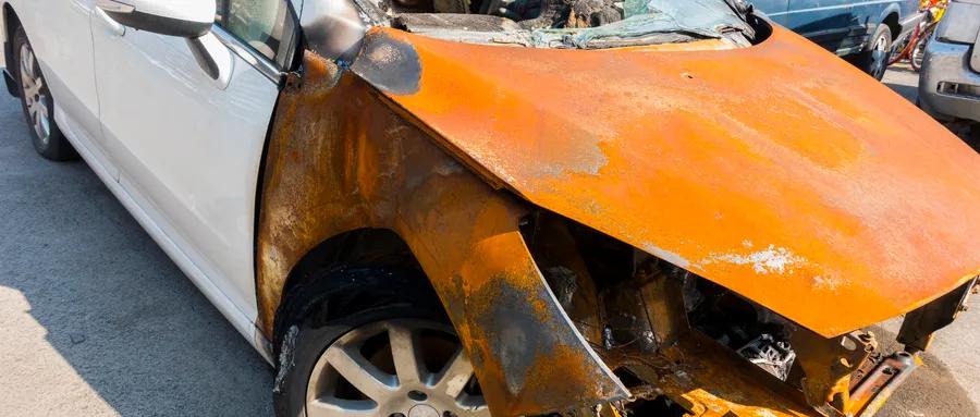 私家汽车多少年报废最新规定,轿车开几年报废最新规定