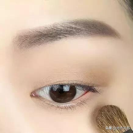 单眼皮怎么画眼线才能好看,单眼皮怎样画眼线好看