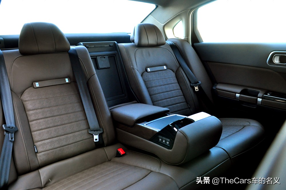 东风雪铁龙c6详细测评,试驾新一代雪铁龙c6