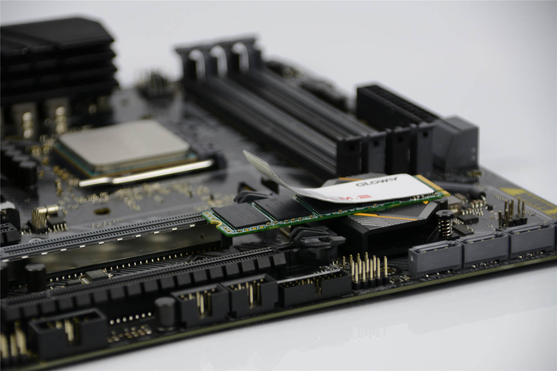 光威m.2固态硬盘推荐,光威骁将固态评测