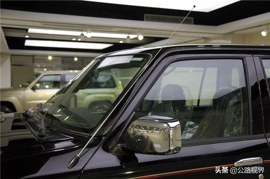 途乐y61和丰田lc79谁更厉害些,丰田lc76与途乐y61谁更强