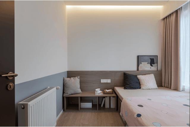 因卧室太小能买一大一小床头柜吗,卧室太小放不下梳妆台