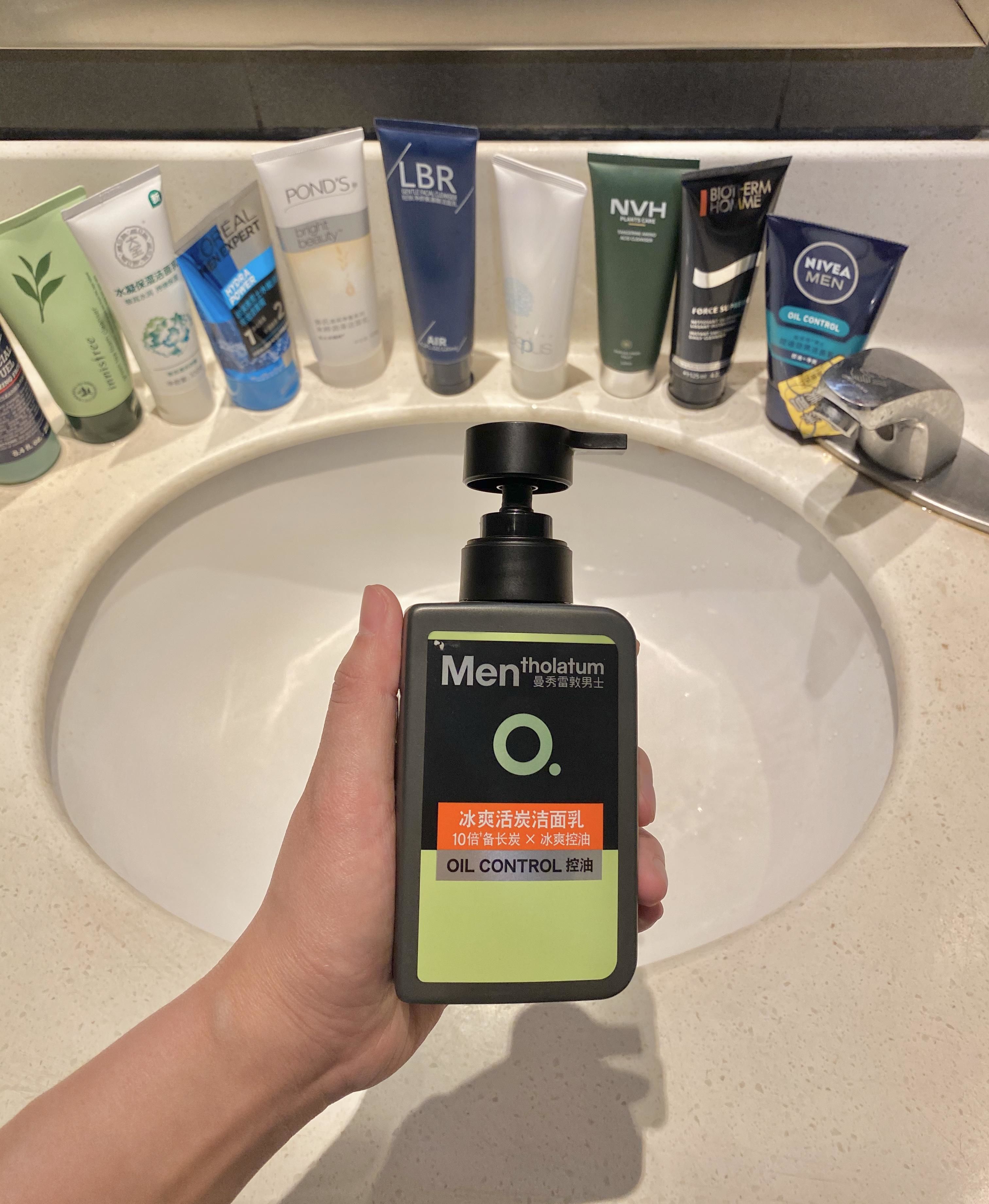 科颜氏男士活力啫喱洗面奶测评,科颜氏洗面奶啫喱测评蓝瓶