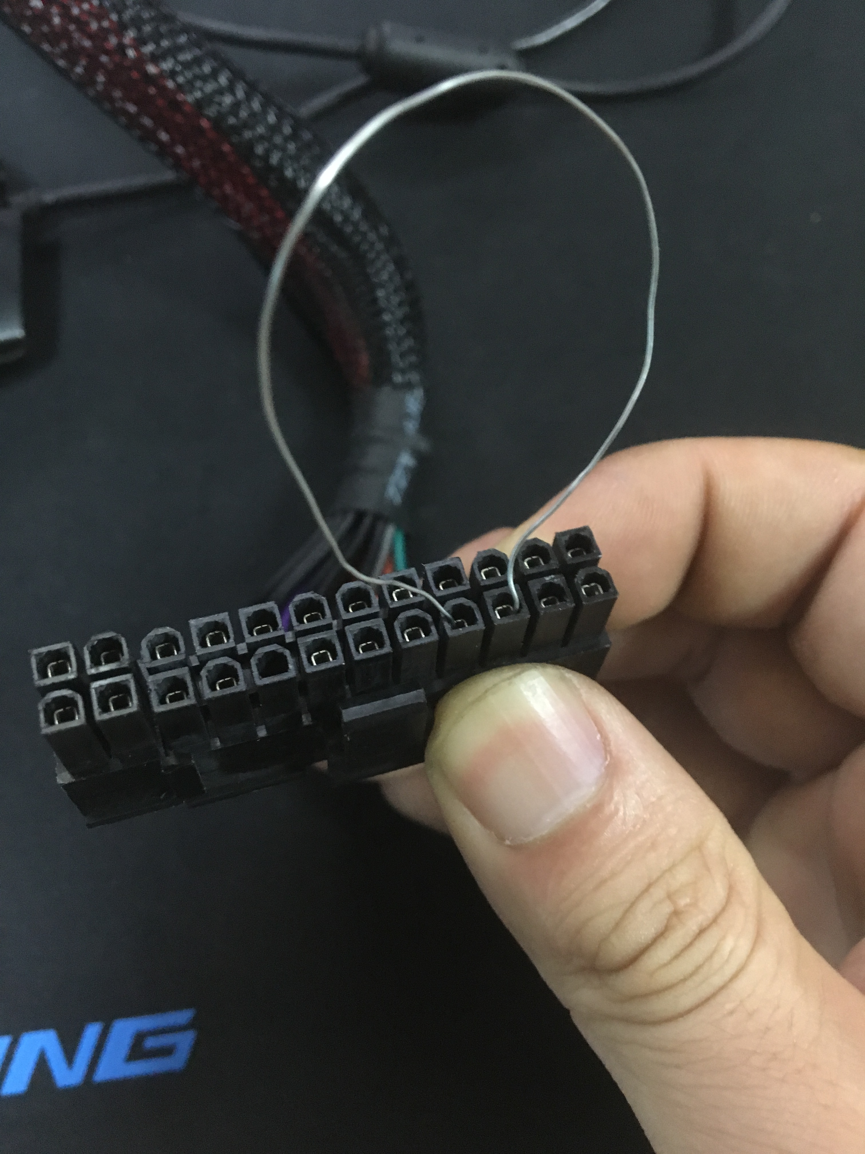 电脑液晶屏竖线维修技巧,电脑主板的维修技巧