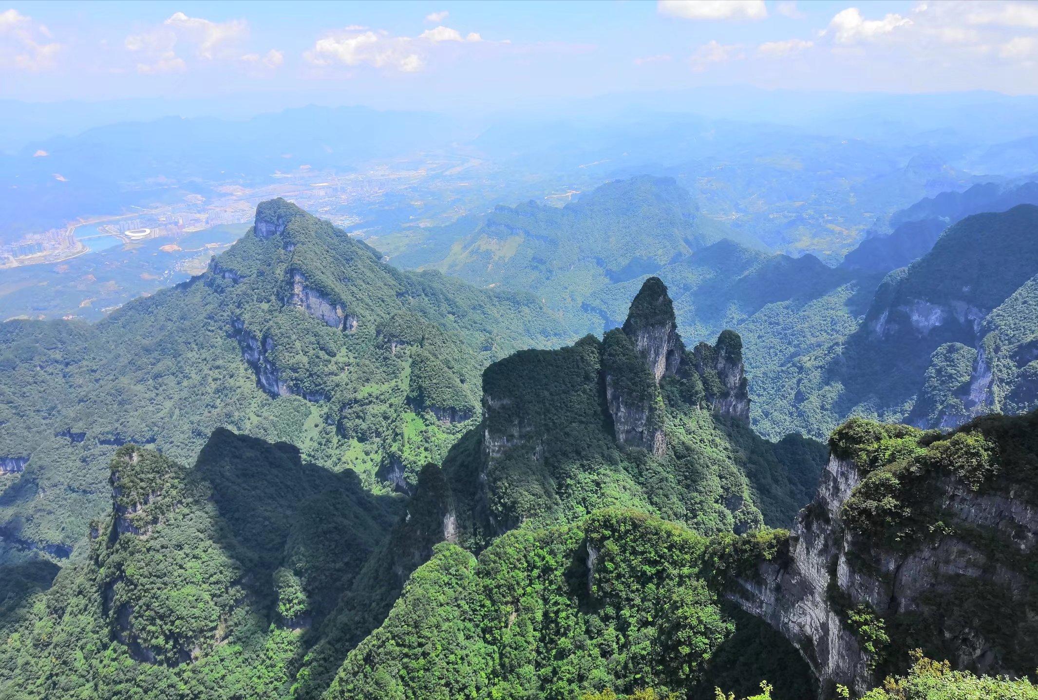 人间仙境湖南张家界,人间仙境天门山视频