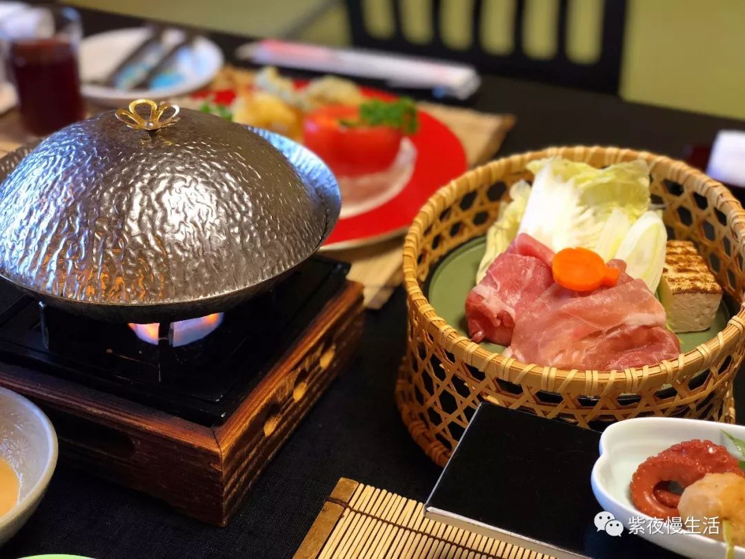 未见富士，幸运依在-秀峰阁湖月