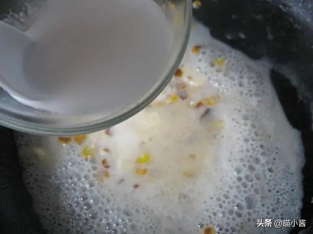 生粉和淀粉的区别和用途,爱做饭的你知道生粉和淀粉的区别