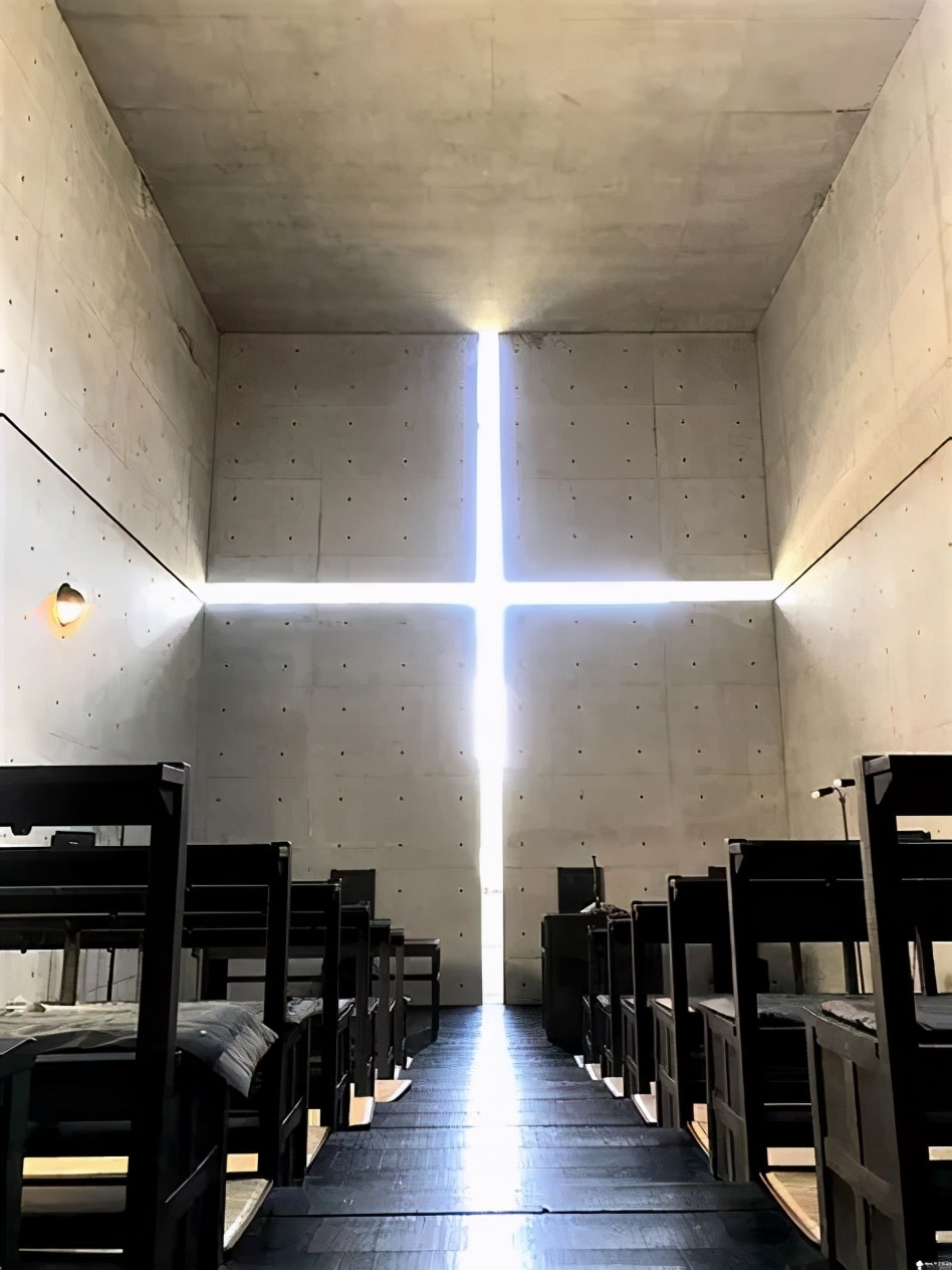 没设计过一两把网红椅，都不好意思被誉为建筑大师