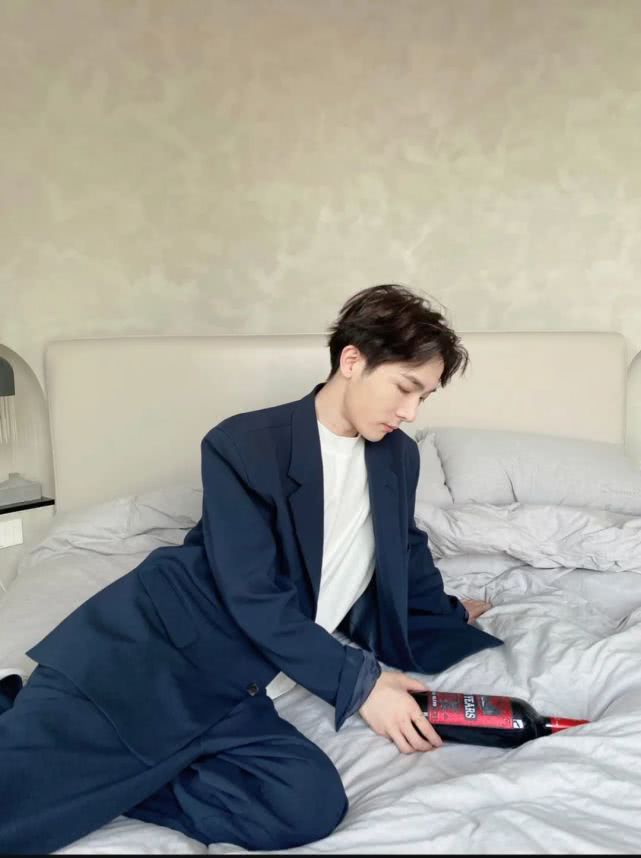 奥兰123周年人物志×花轮同学|所遇都是经历，沿途都是风景