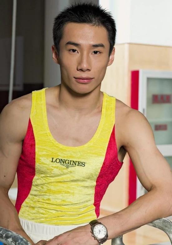 杨威和李小鹏谁更厉害,杨威和李小鹏关系