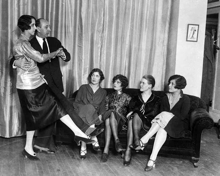 盘点那些没有消失的手机品牌,被遗忘的十大手机品牌有哪些