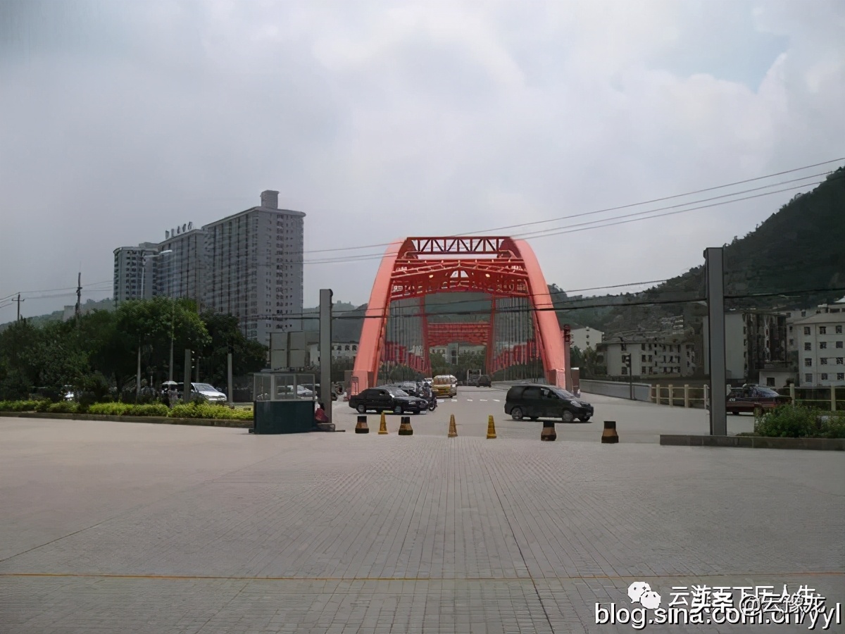 延安旅游宝塔山,延安宝塔山延河桥照片