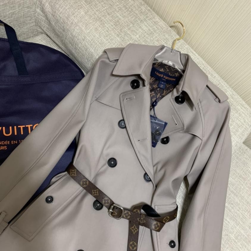 风衣怎么保养和清洗,风衣换季处理